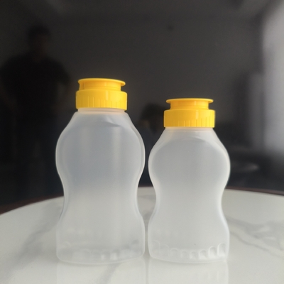 PP/PE Plastic Bottles for Cosmetic Packaging Customized with and 160-500ml Capacity and Logo Printing