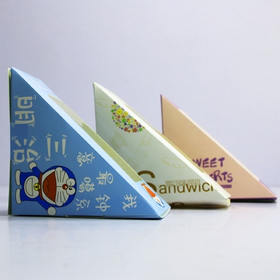 Customizable disposable bakery packaging for desserts, cakes, and sandwiches, featuring a transparent window and biodegradable materials