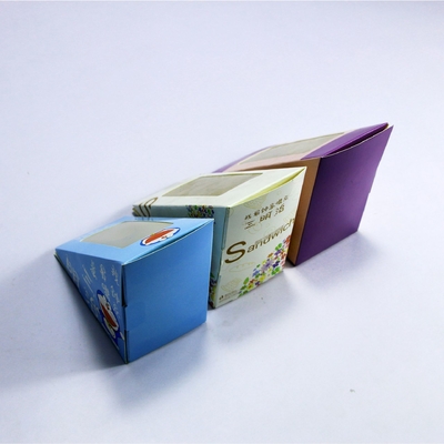 Customizable disposable bakery packaging for desserts, cakes, and sandwiches, featuring a transparent window and biodegradable materials