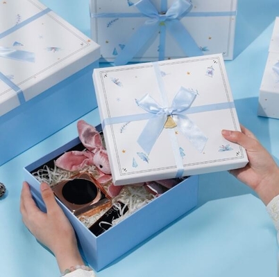 UV Stablized Cardboard Gift Packaging Boxes Rectangle Shape Half Open Window Flip